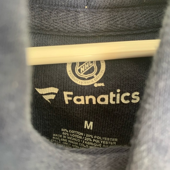 Nashville Predators Big Kids Hoodie Sweatshirt Size Medium Navy Blue Shirt - Picture 4 of 4